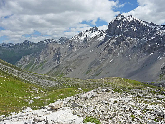 The high peaks along the Ducan Ridge from Fanezfurgga